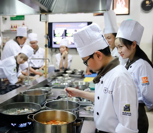 Basic Kitchen and Food Service Management (BC Campus)