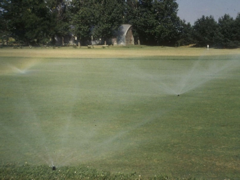 Underground sprinkler system