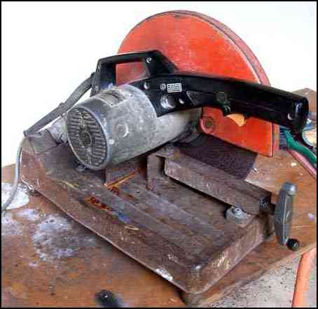 Picture of an abrasive saw.