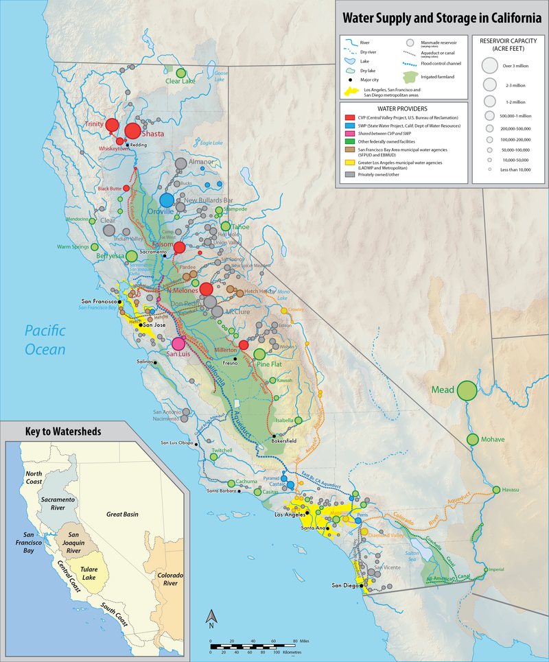 Agua en California por Shannon1 está licenciada bajo CC BY-SA 4.0